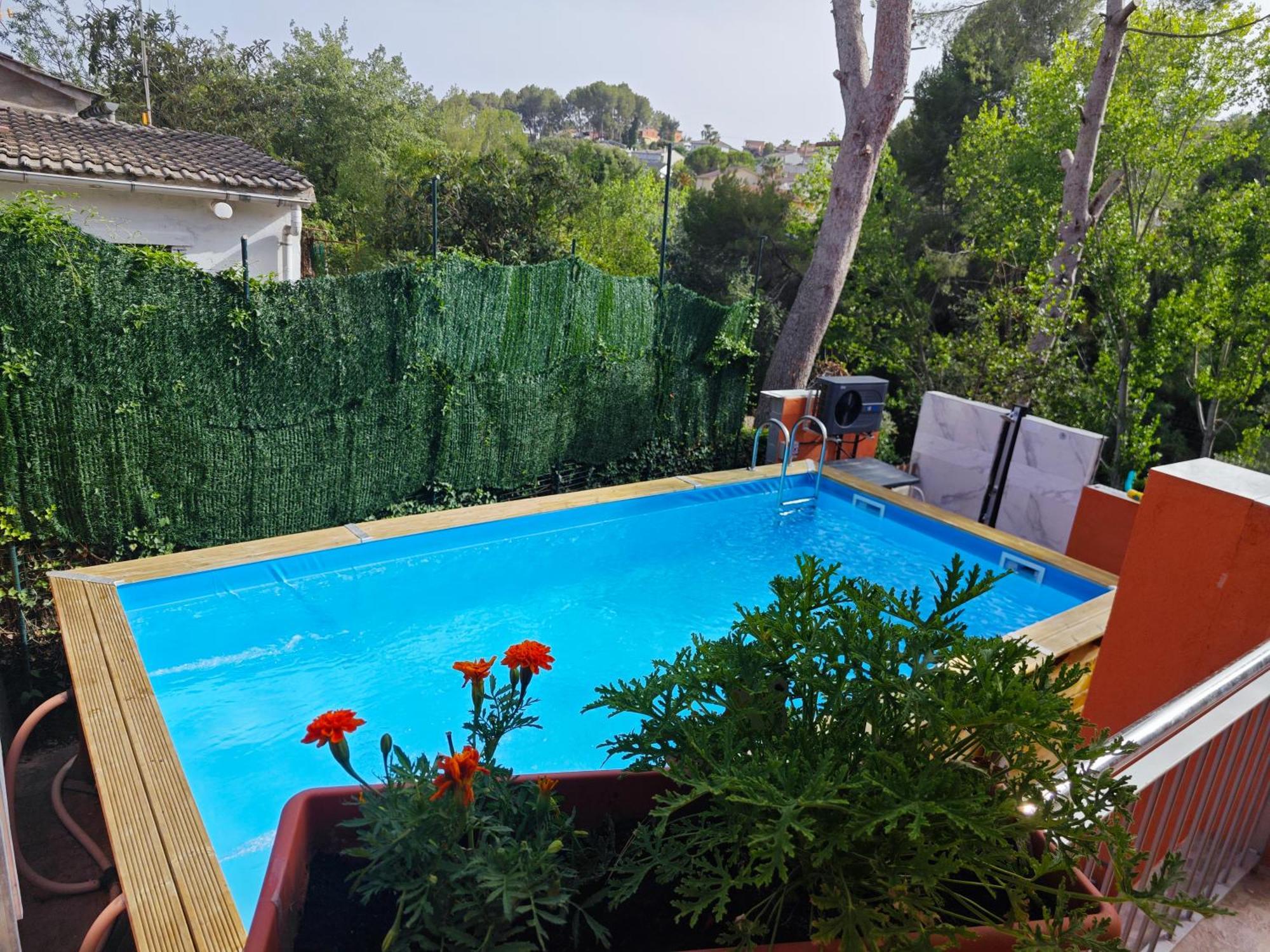 Relax House Barcelone Villa Sant Esteve Sesrovires Exterior photo